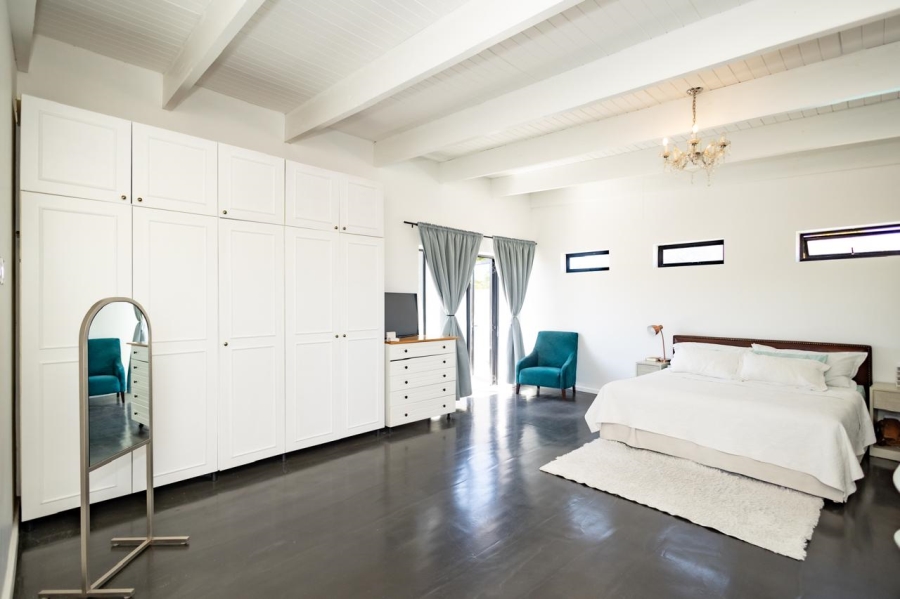 5 Bedroom Property for Sale in Elim Western Cape